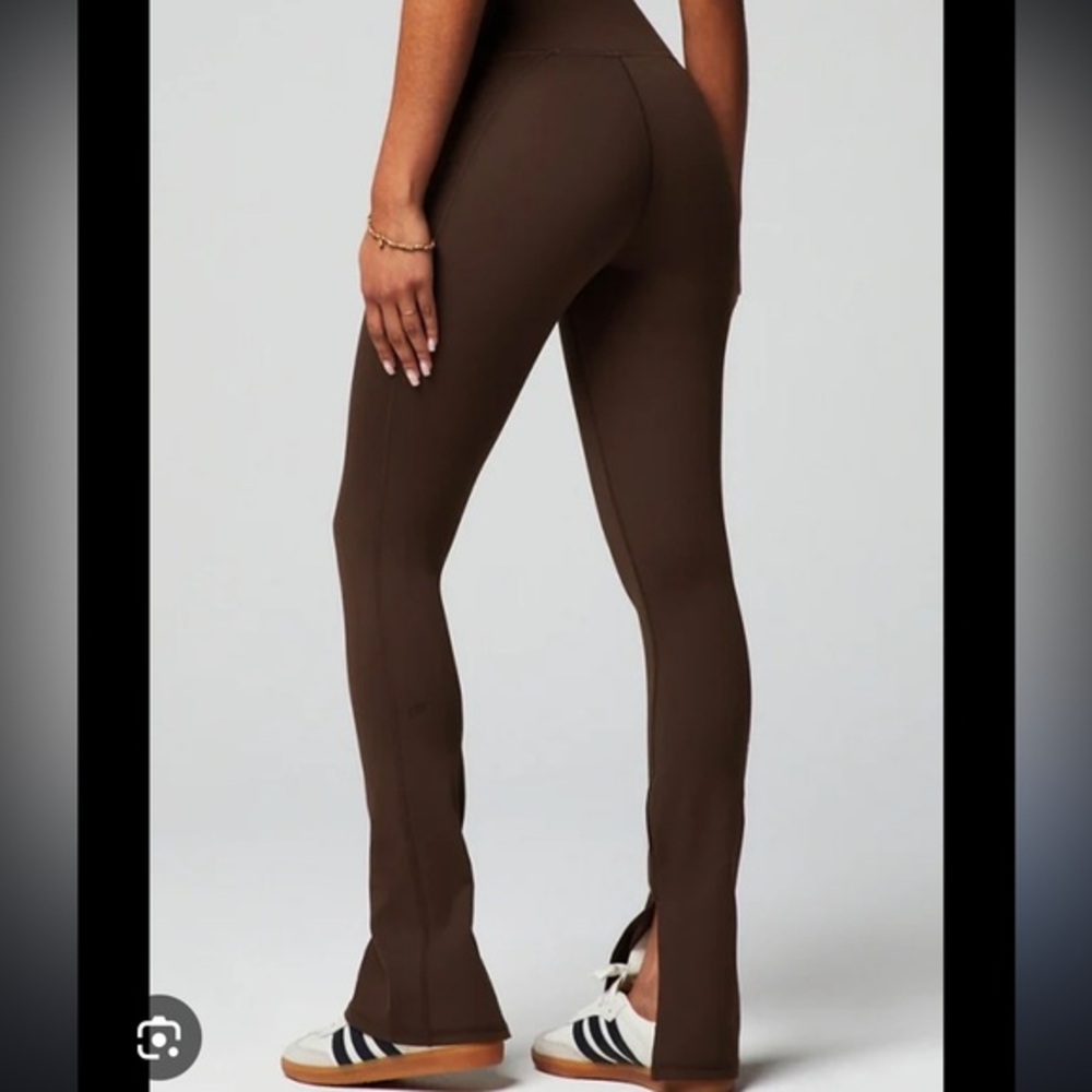 Tablets define powerhold split end pants
